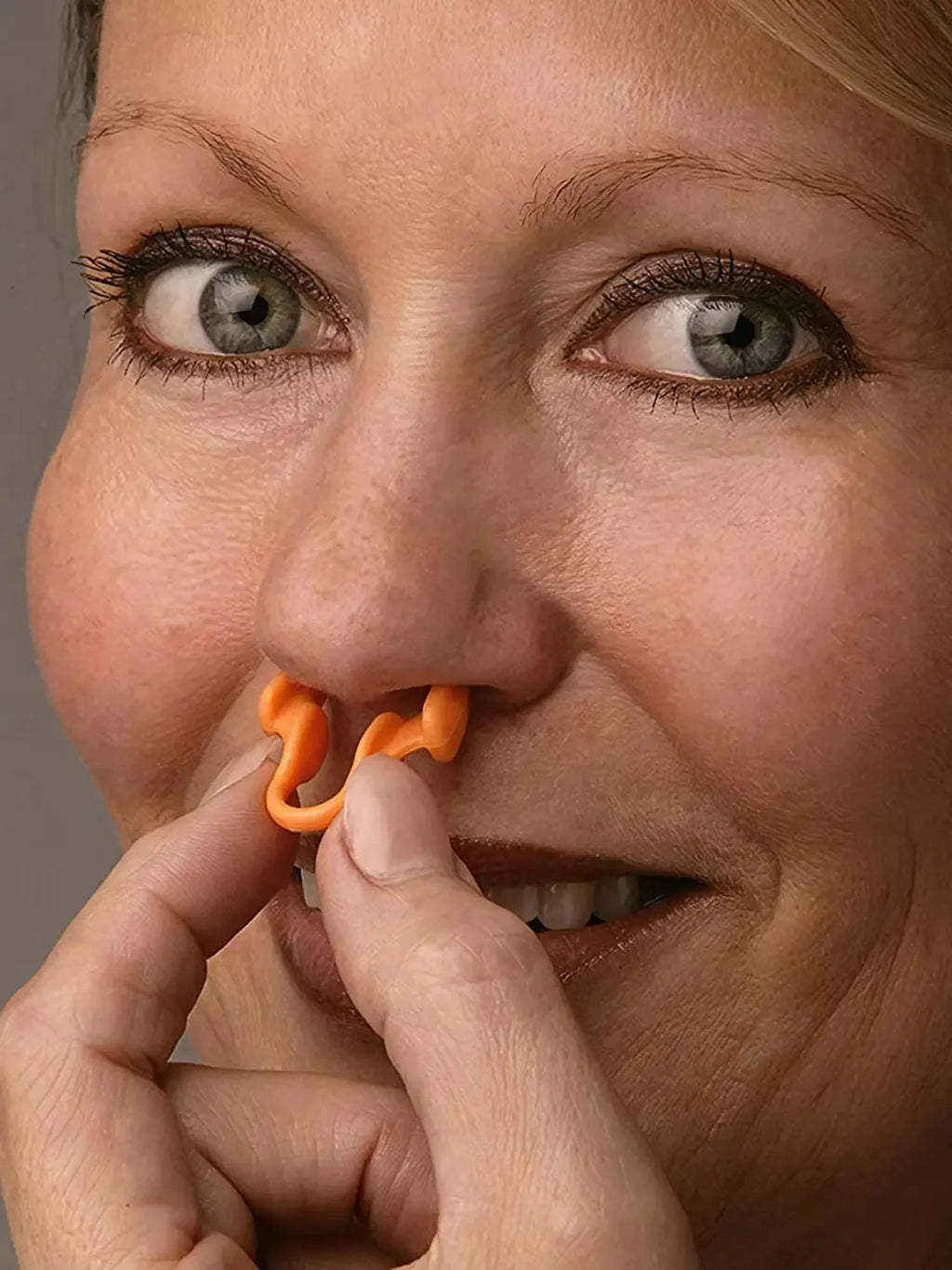 Premium Anti-Snoring Nose Clip – Medical-Grade Silicone Nasal Dilator for Instant Snore Relief, Improved Airflow & Better Sleep – Comfortable, Discreet, and Easy to Use